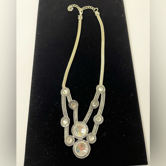 Silver Color 19" Herringbone Crystal Fashion Woman's Necklace - Picture 1 of 6